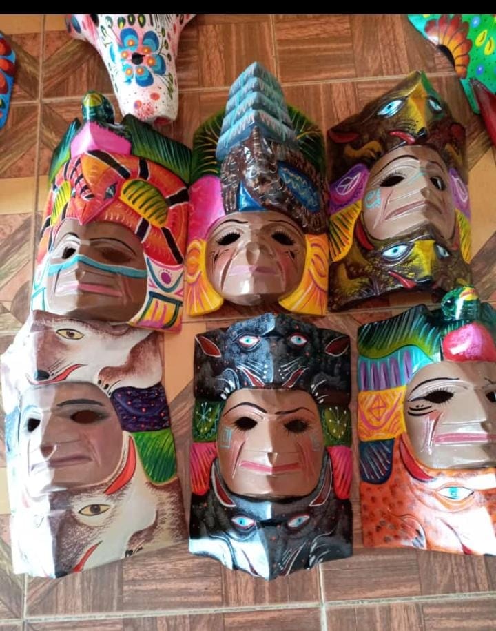 Mascaras de madera